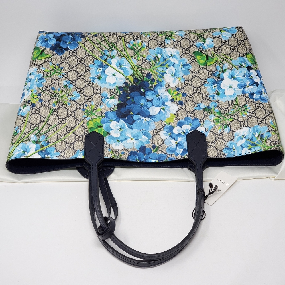 💯 Auth Gucci Blossom Reversible Blue Large Tote - Picture 3 of 8